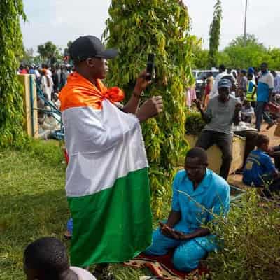 Niger junta says open to talks, Putin, US stress peace