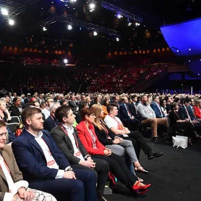 More bark than bite as Labor debate turns nuclear