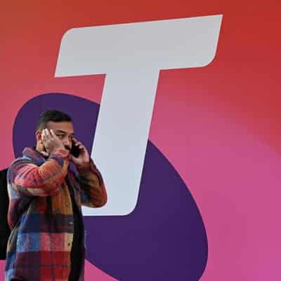 Telstra gets mobile and calls in full-year $2.1b profit