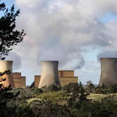 Door ajar for pre-2035 closure of coal power station