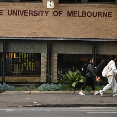 Uni staff to strike for a week as pay fight escalates