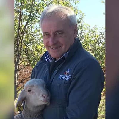 Farmers eye revolutionary jab amid shearing shortage