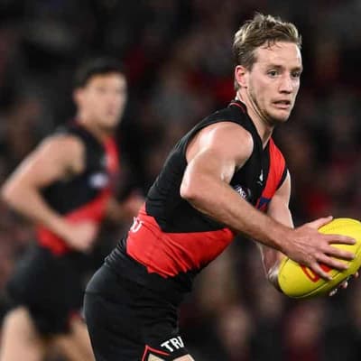 Bombers star Parish turns back on free agency