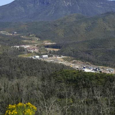 Snowy Hydro boss apologises for cost blowouts