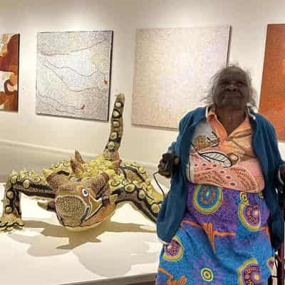 Indigenous art collectors queue for hours at Desert Mob