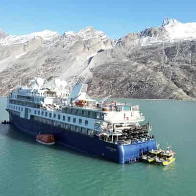 Passengers 'elated' as Greenland cruise ship freed