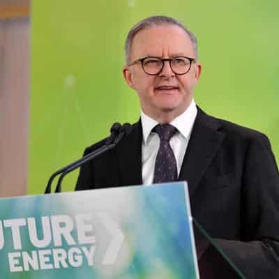 PM urges renewables shift or risk being left behind