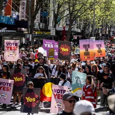 'Yes' side rallies with calls to cut through falsehoods