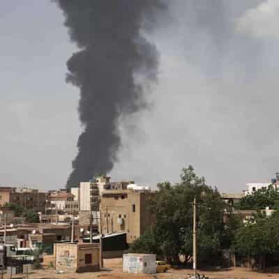 Fire engulfs 18-storey building in Sudanese capital