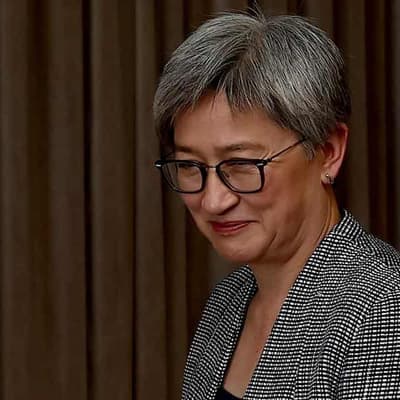 Top diplomat heads to UN to talk climate, conflict