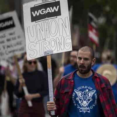 Tentative deal to end the Hollywood writers strike