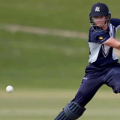 Lanning top scores in cricket comeback for Victoria