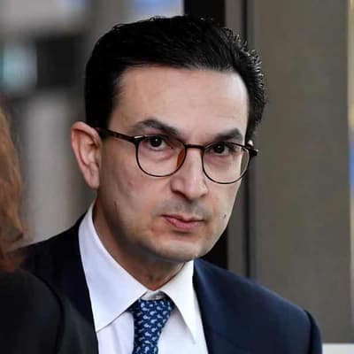 Surgeon asked if he's serious on humerus implant advice