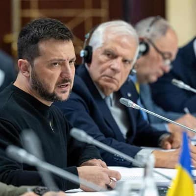 Ukraine confident of support as EU ministers visit