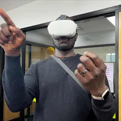 South Sudanese refugees use VR to open up about trauma