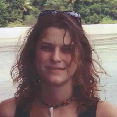 Backpacker murder accused gets $190k for dropped charge