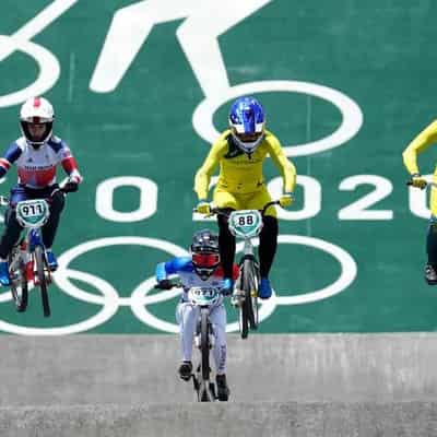 Aussie Sakakibara edges closer to BMX world title