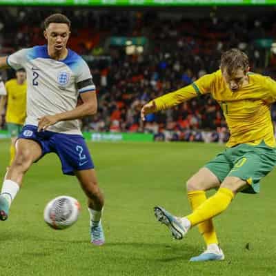 Goodwin puts on a show in Wembley shop window