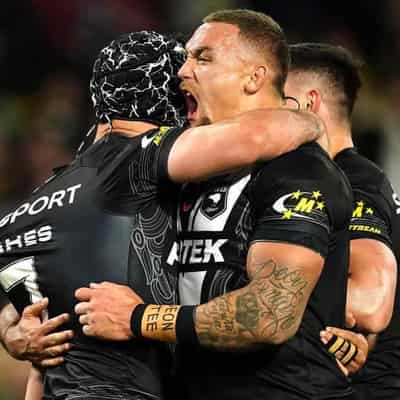 Kiwis crush Samoa to book Pacific RL final with Aussies