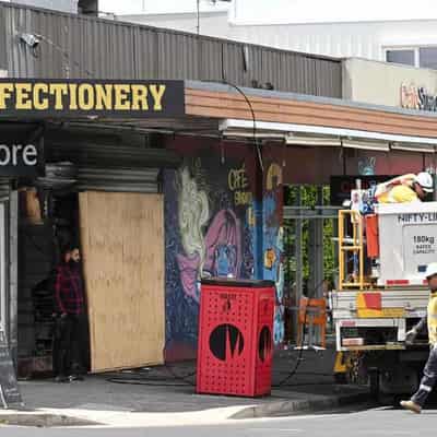 Melbourne tobacco store goes up in smoke amid gang war