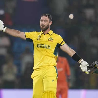 Aussie Maxwell shatters records in World Cup blitz