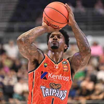 Star import's injury mars Taipans' NBL win over Kings