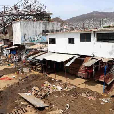 Hurricane kills 48 in Acapulco, $24b damage bill likely