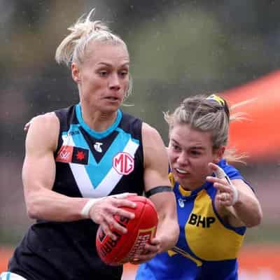 AFLW superstar Erin Phillips ends storied sport career