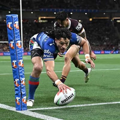 Warriors retain Watene-Zelezniak after career-best year