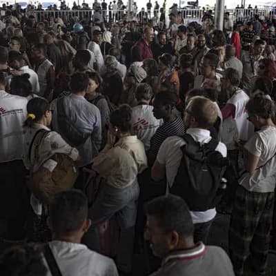 Hopes for civilian corridors as Australians leave Gaza