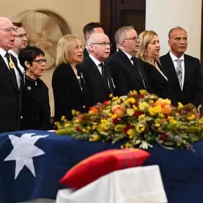 Bill Hayden remembered for 'giving Labor a future'