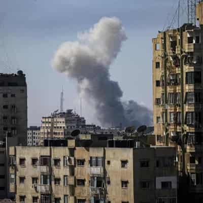 Palestinians report Israeli strike on school in Gaza