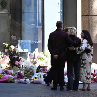 PM challenges Australia to 'wipe out' domestic violence