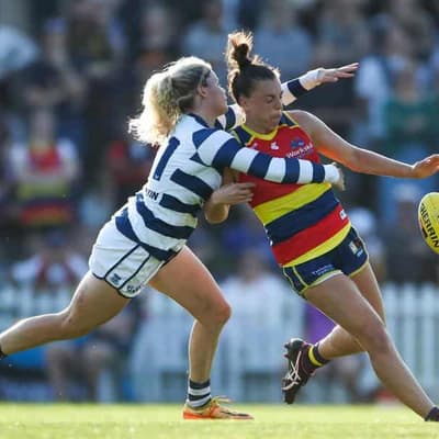 Prespakis sisters to face off in AFLW elimination final