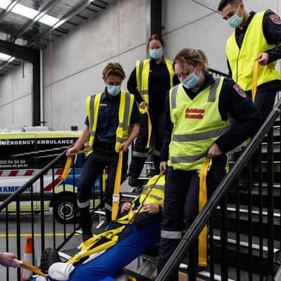 Long waits persist for Victorian ambulances, surgery