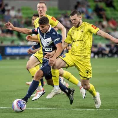 Phoenix frustrate Victory in VAR-affected ALM draw