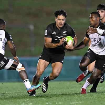 Fiji, NZ edge Aussie men's 7s team in Brisbane