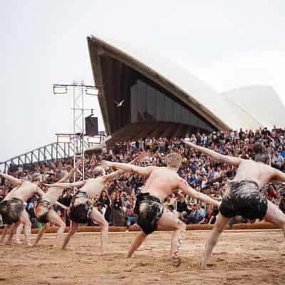 Indigenous dancers reach for the stars at Opera House