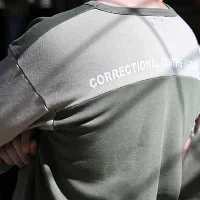 Psych avoids suspension over prisoner relationship