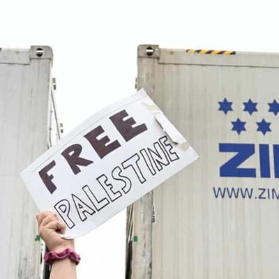 Anti-Israeli protest blocks roads at WA shipping port