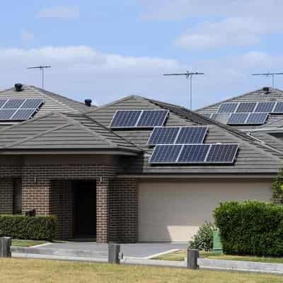 Aussies flock to solar power as electricity prices soar