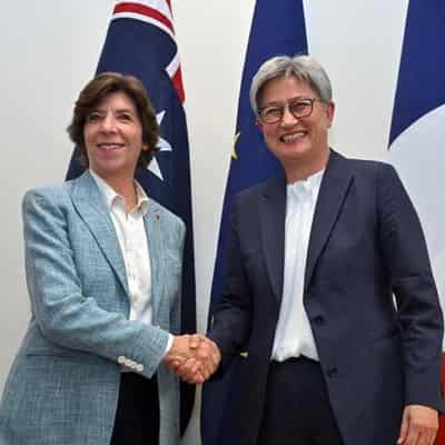 Australia and France strike defence pact on base access